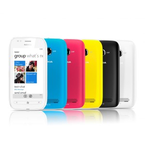 1200-nokia-lumia-710_group