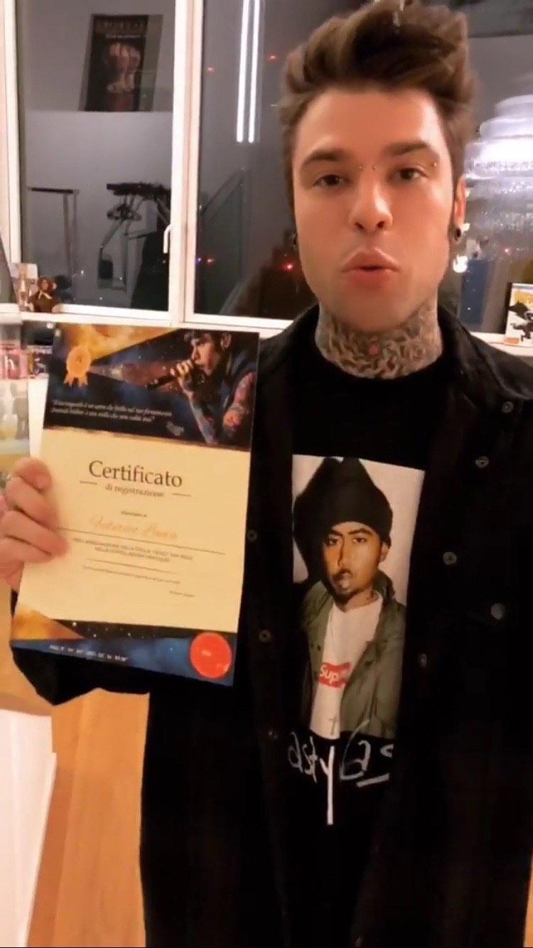 Ayrion – Uno sguardo sul domani » Fedez firma la dedica per un regalo  unico: una stella per sempre…